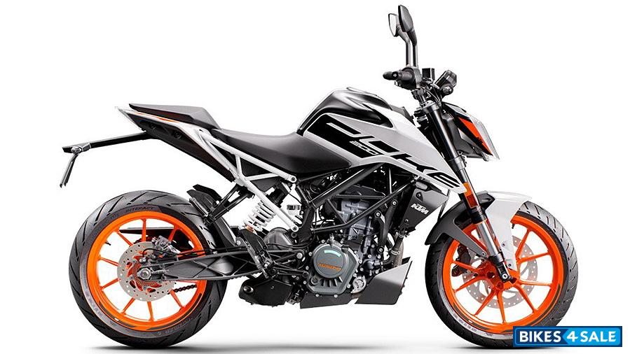 White KTM Duke 200