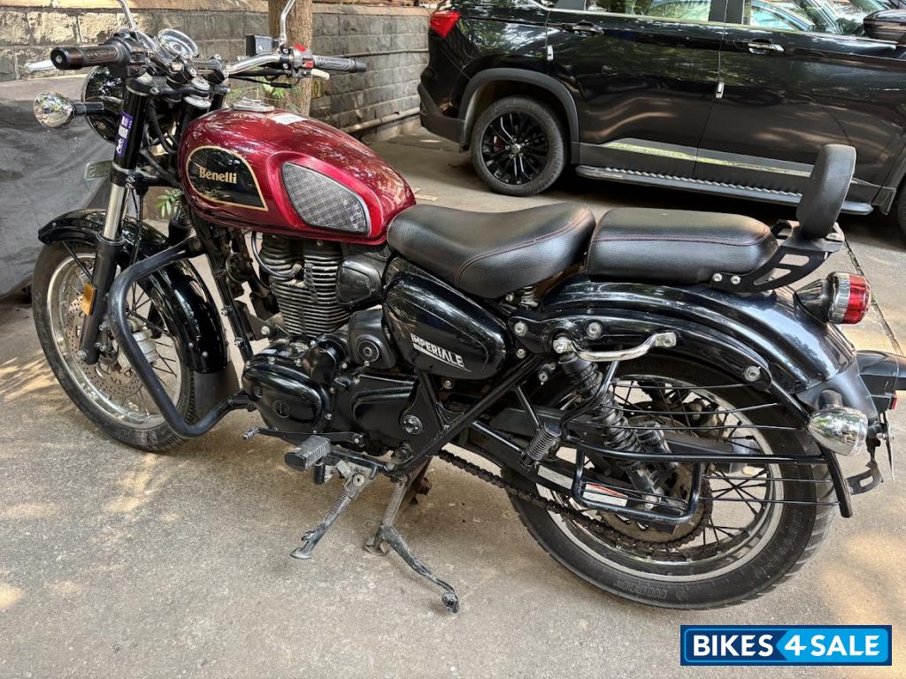 Wine Red Benelli Imperiale 400