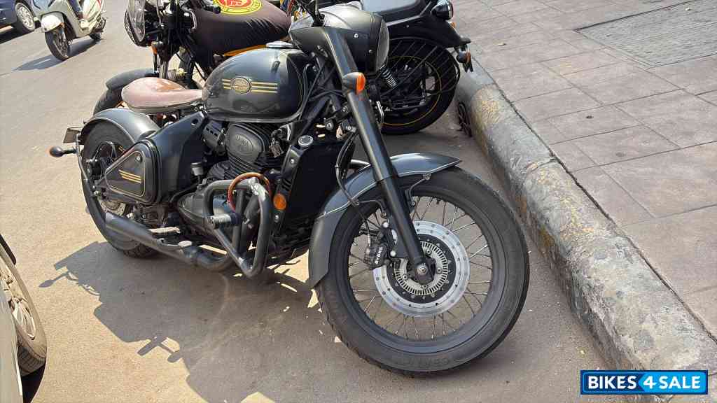 Matt Charcoal Grey Jawa Perak