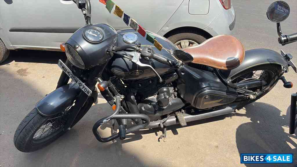 Matt Charcoal Grey Jawa Perak