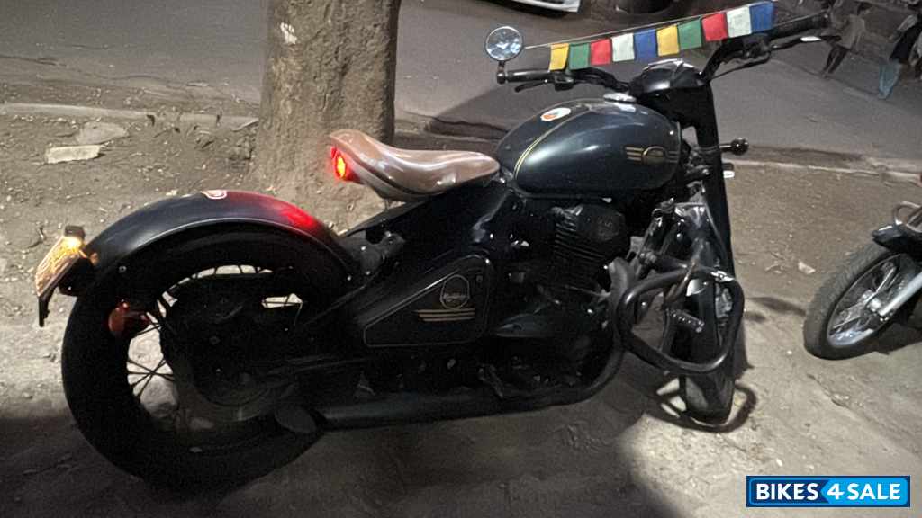 Matt Charcoal Grey Jawa Perak