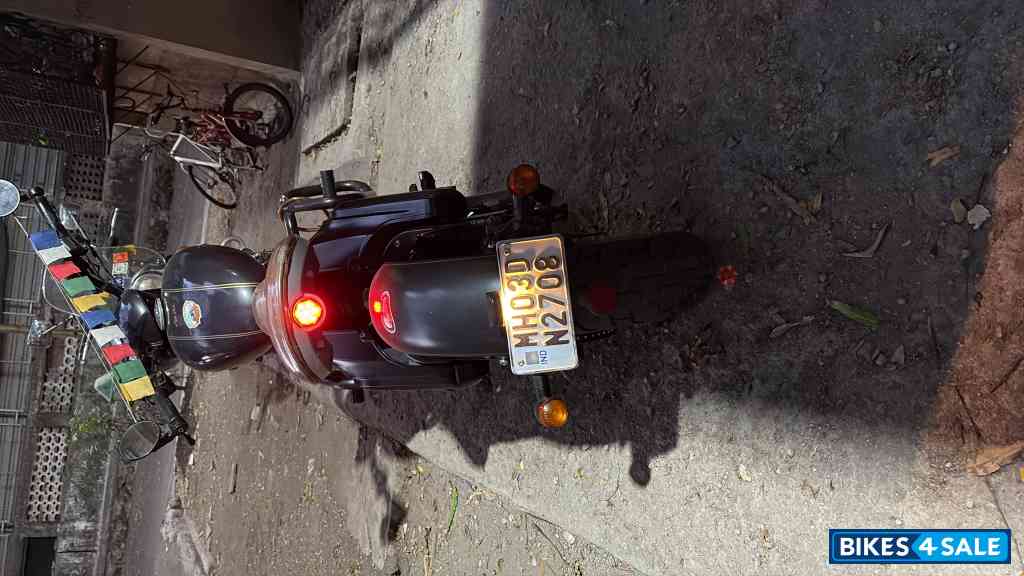 Matt Charcoal Grey Jawa Perak