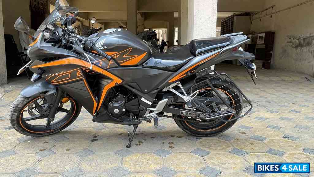 Honda CBR 250R