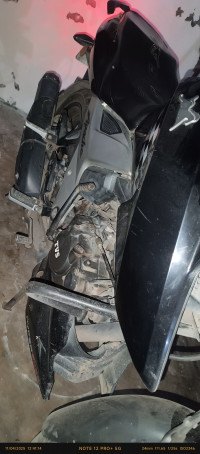 Black TVS Apache RTR 160 4V