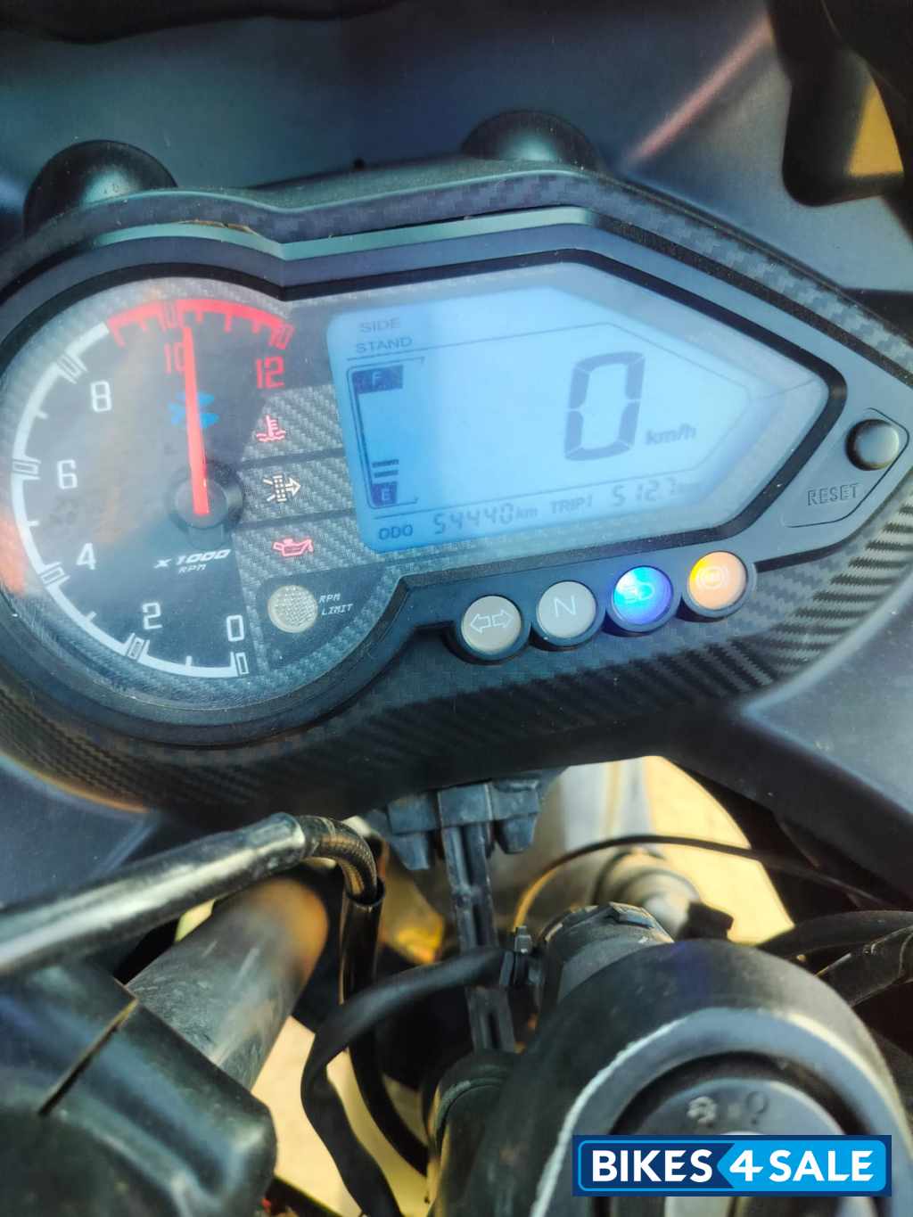 Blue Bajaj Pulsar 220F