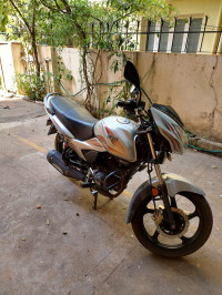 TVS Victor