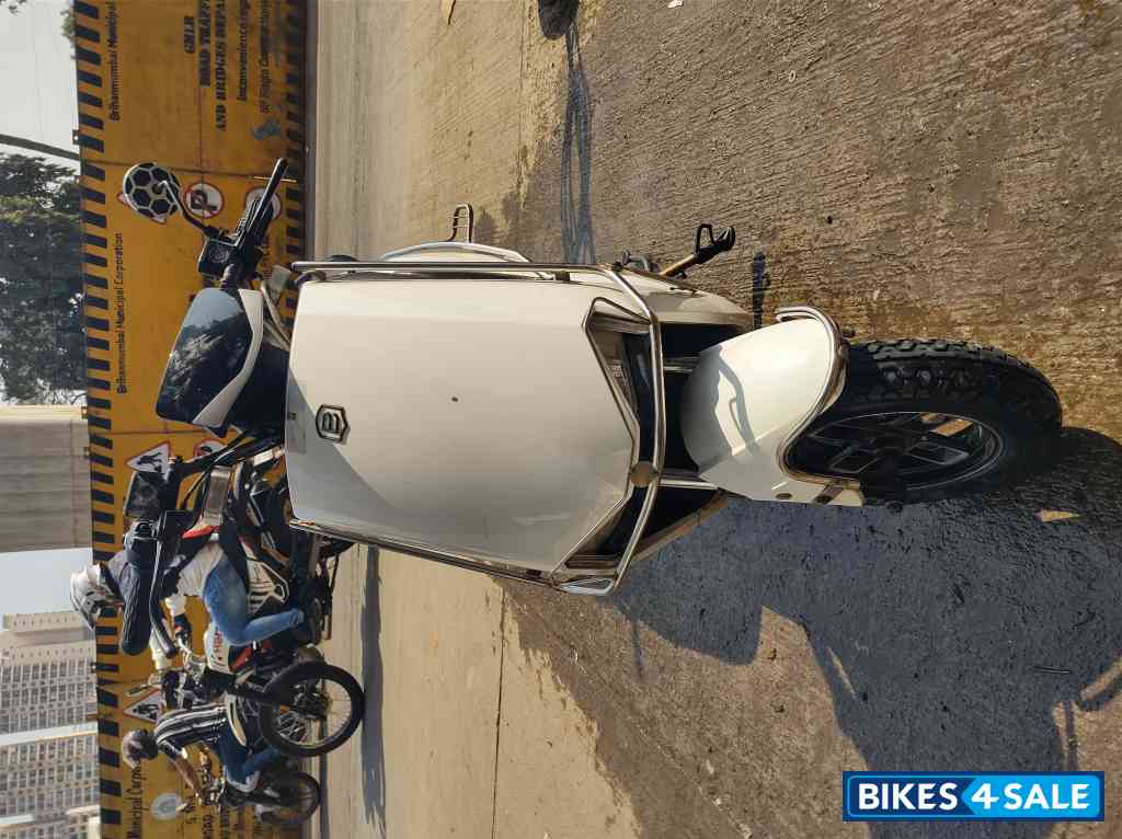 White BGauss A2 Lithium Ion White BGauss A2 Lithium Ion