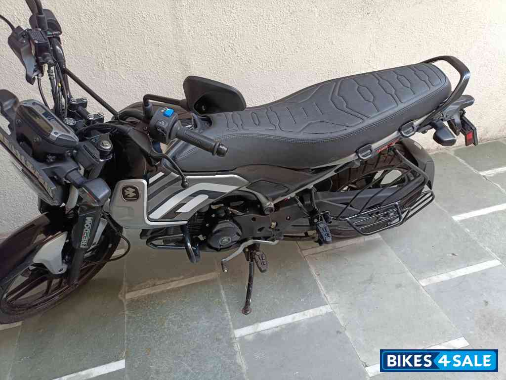 Bajaj Freedom 125 NG04 Disc LED Bajaj Freedom 125 NG04 Disc LED