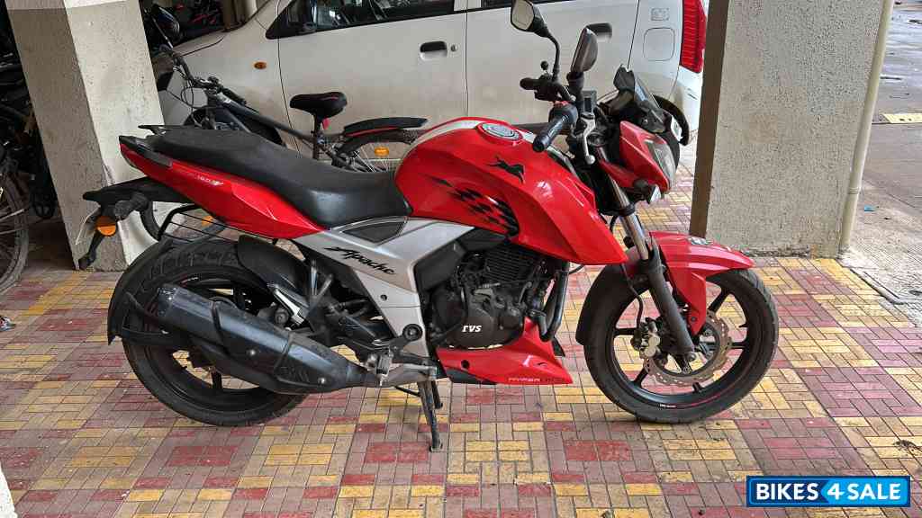 TVS Apache RTR 160 4V