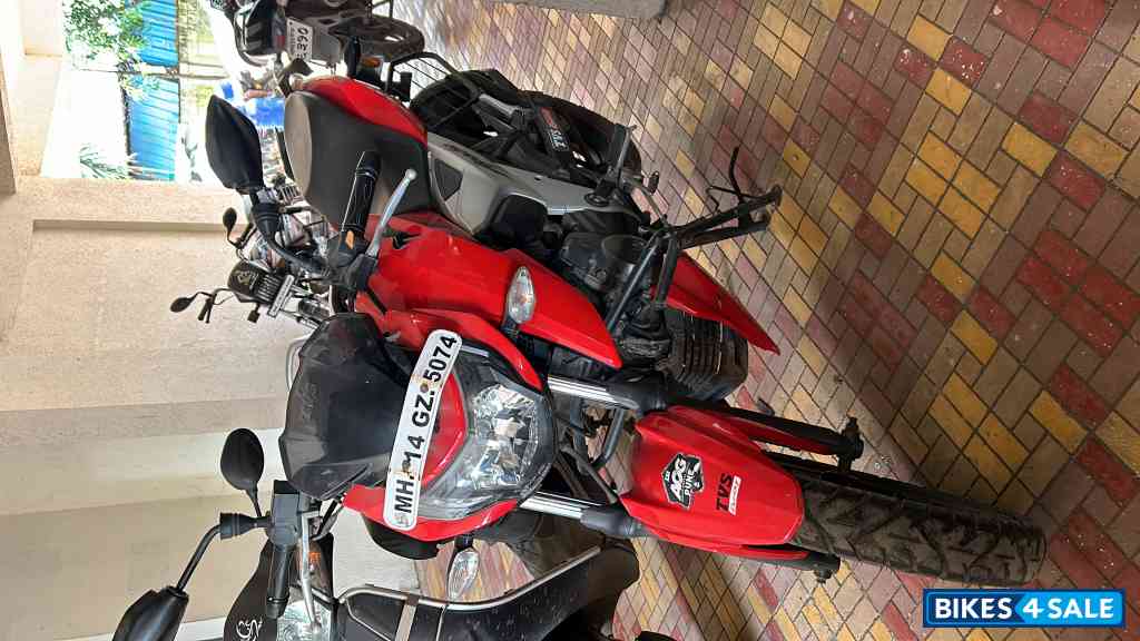 TVS Apache RTR 160 4V