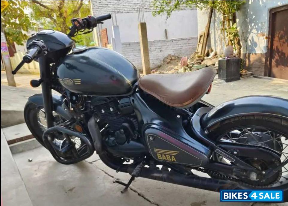 Matt Charcoal Grey Jawa Perak BS6