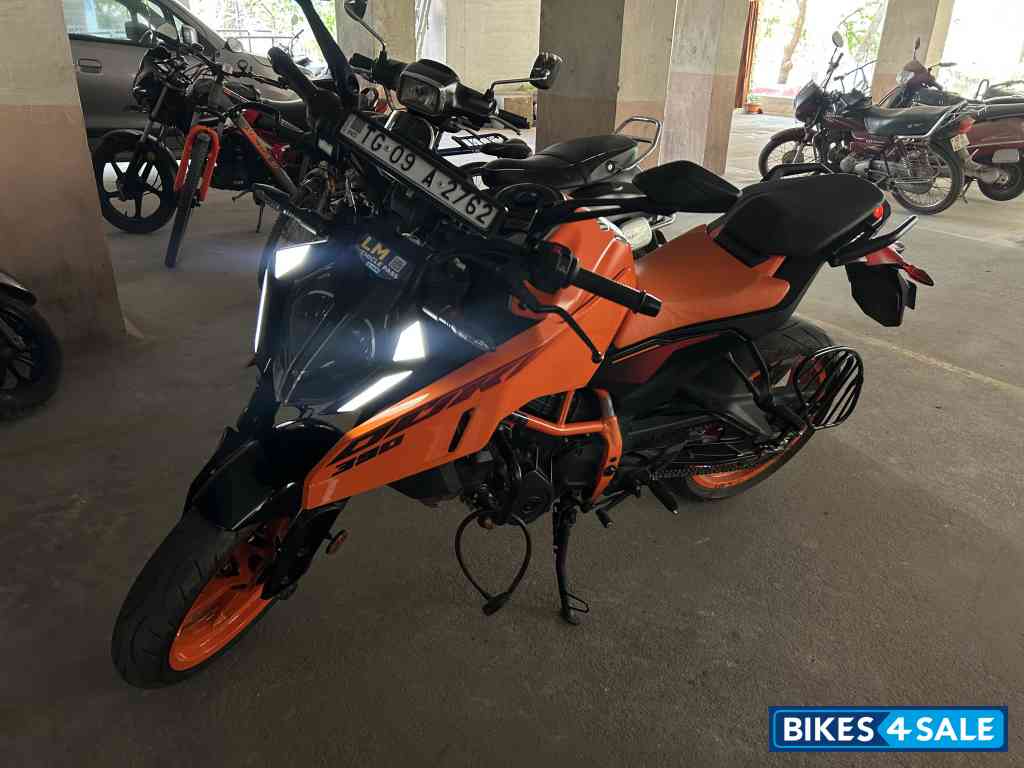 KTM Duke 390 2024