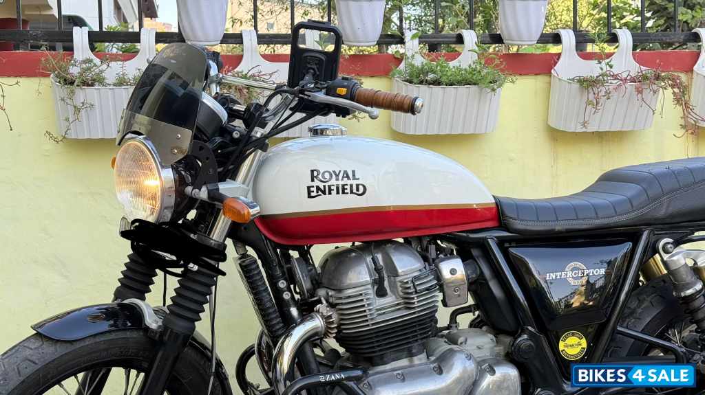 Royal Enfield Interceptor 650 Twin