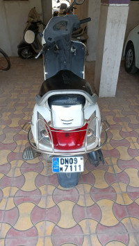 White Honda Activa 3G