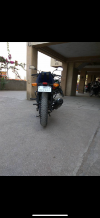 Black Bajaj Pulsar 220 DTSFi