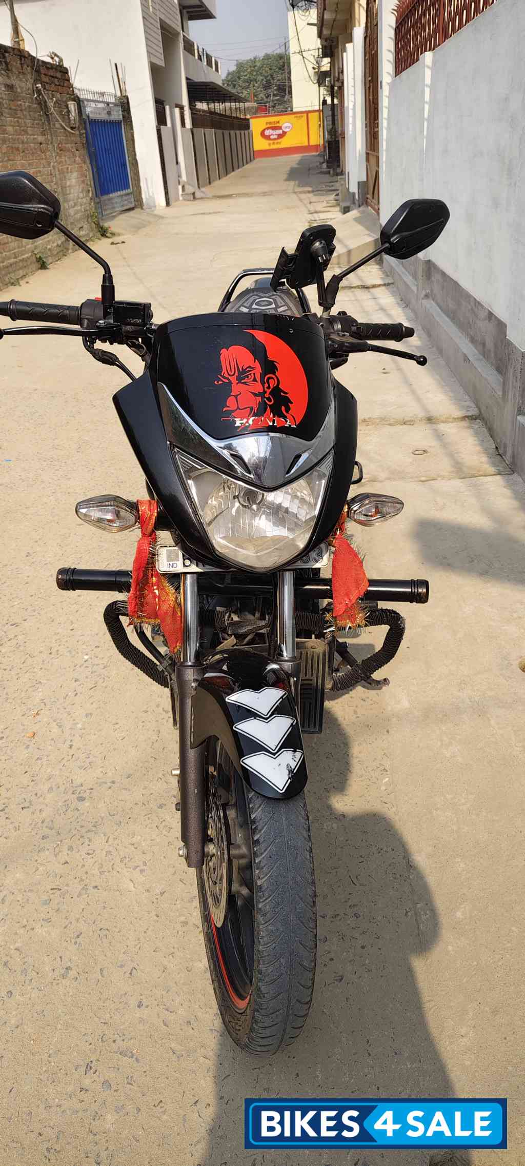 Black Honda Unicorn 160 BS6