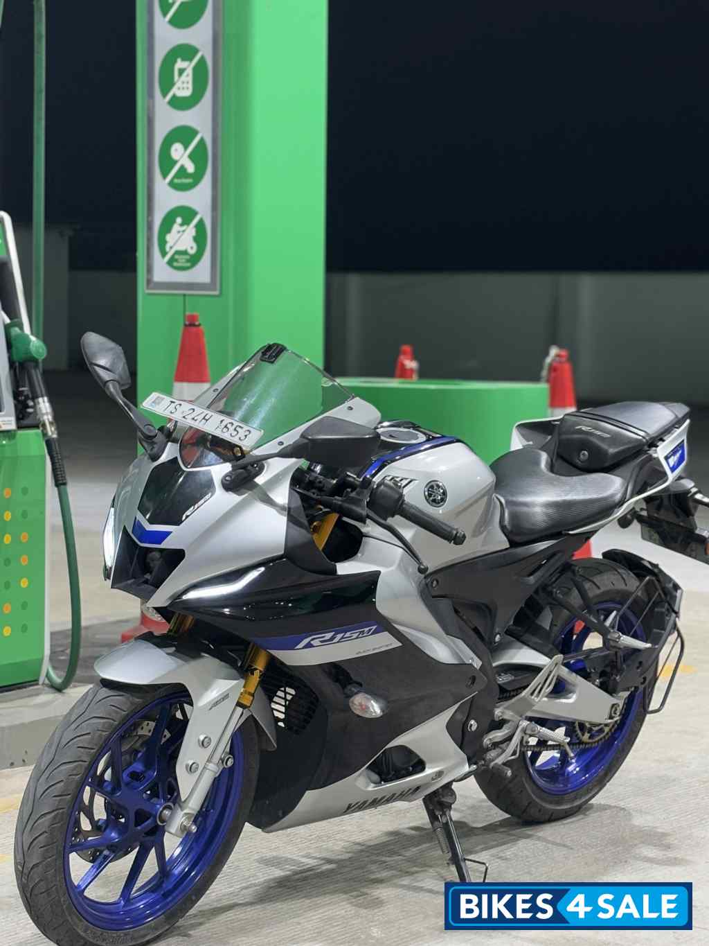 Yamaha YZF R15
