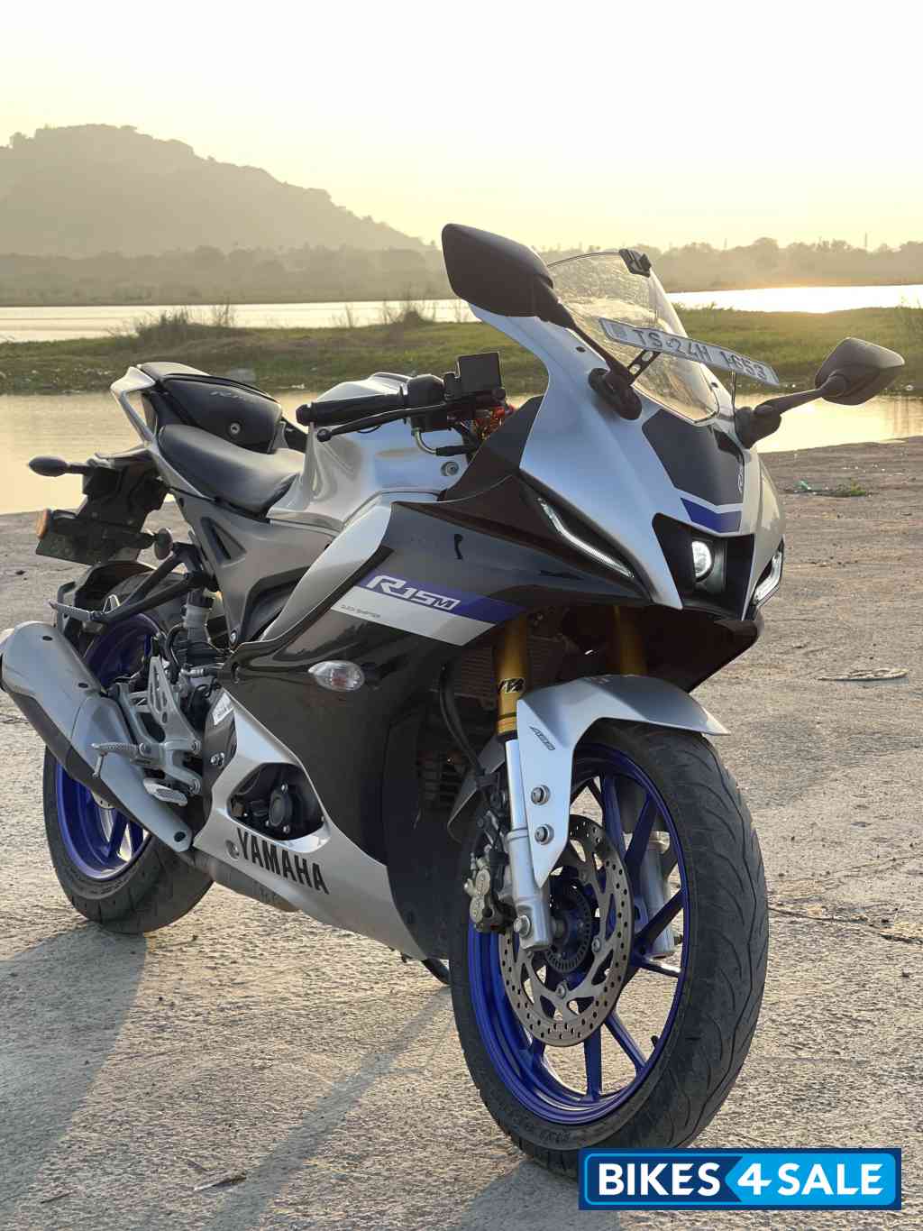 Yamaha YZF R15