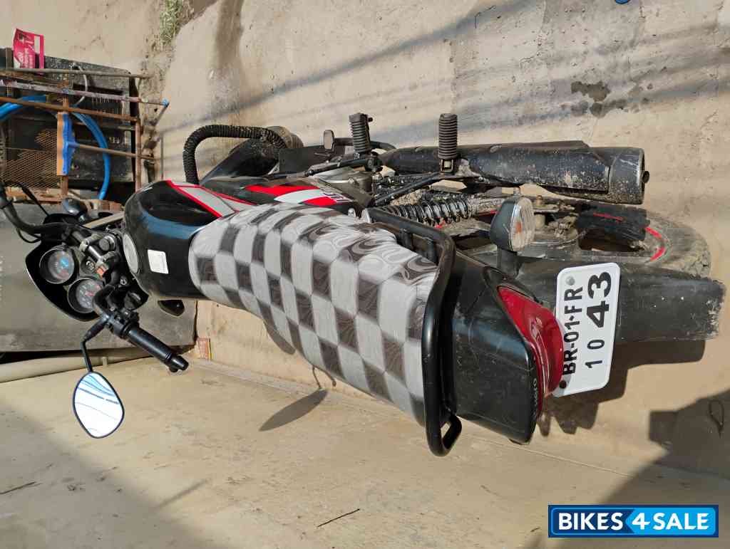 Red And Black Hero HF 100