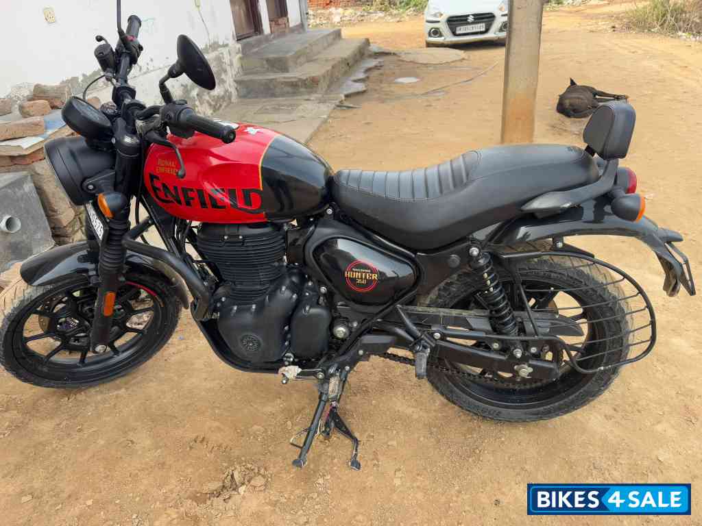 Royal Enfield Hunter 350 Metro