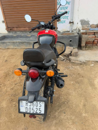 Royal Enfield Hunter 350 Metro