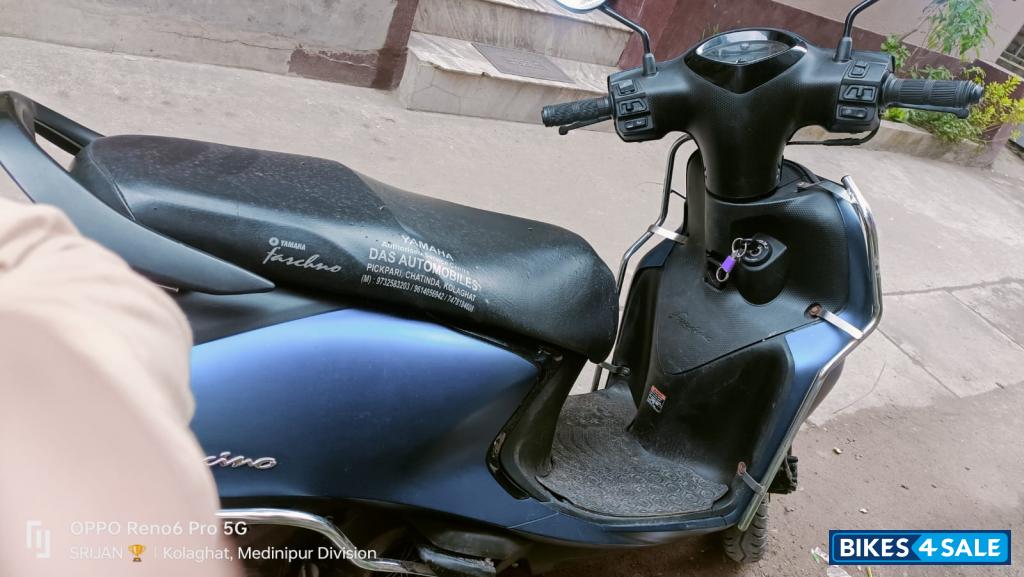 Navy Blue Yamaha Fascino 125 Fi Hybrid Navy Blue Yamaha Fascino 125 Fi Hybrid