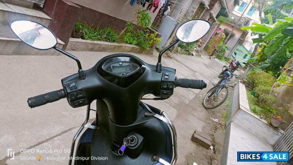 Navy Blue Yamaha Fascino 125 Fi Hybrid