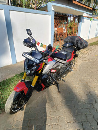 Canyon Red Bajaj Dominar 250 2022