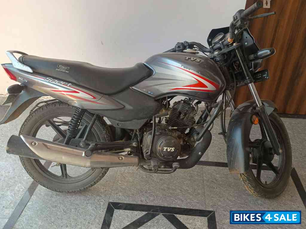 TVS Sport BS6