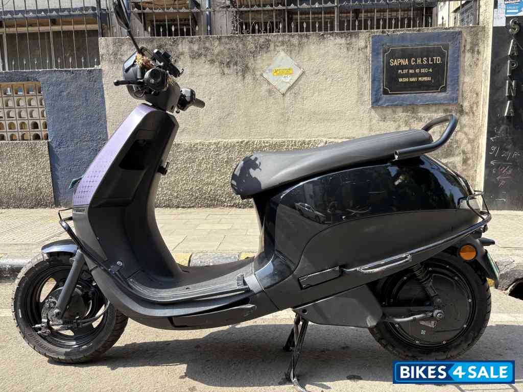 Vogue Black Ola S1X 4 kWh