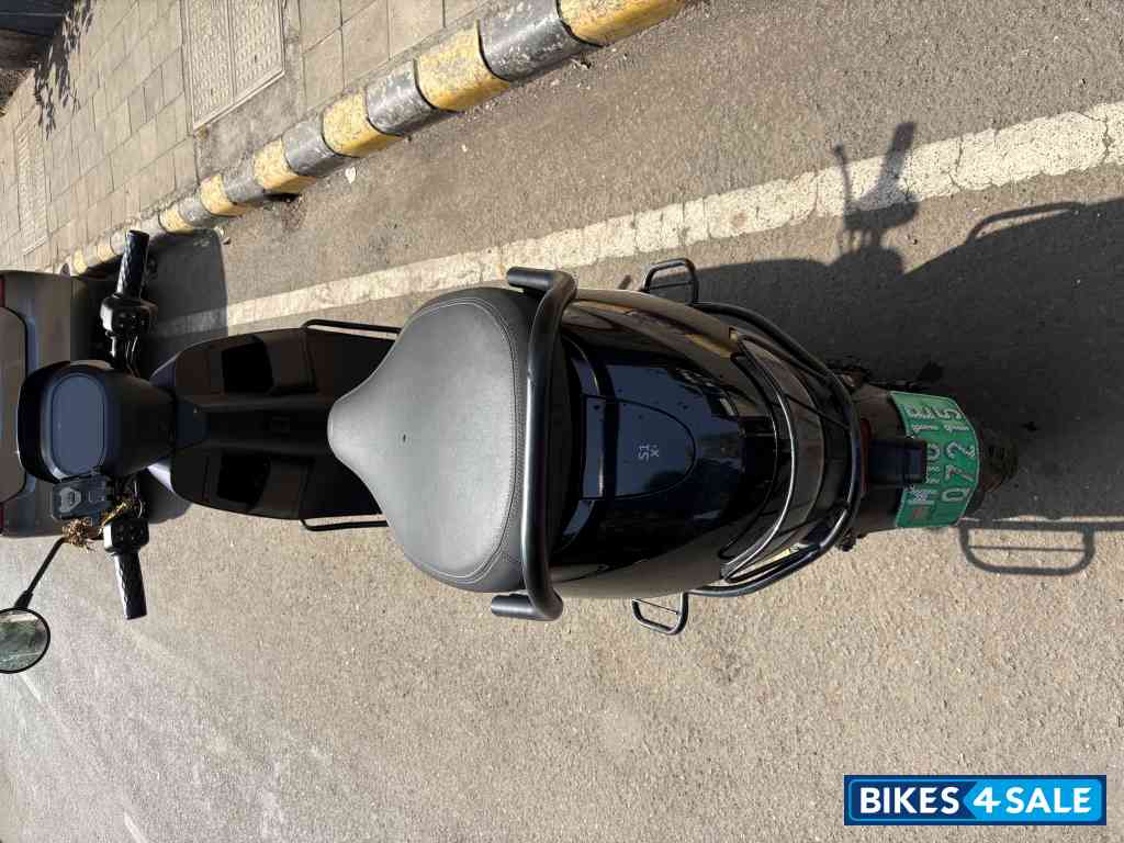 Vogue Black Ola S1X 4 kWh