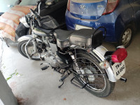 Black Royal Enfield Bullet 350 Twinspark