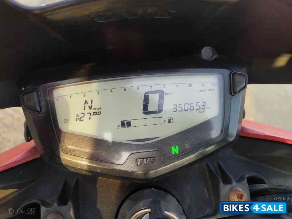 TVS Apache RTR 200 4V