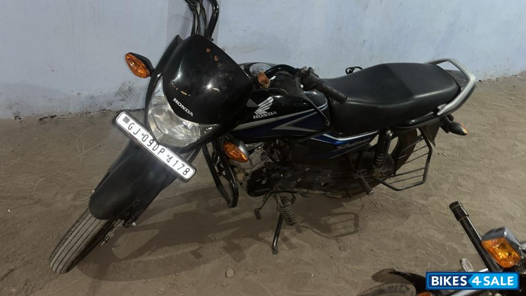 Honda Shine BS6