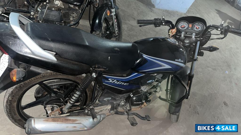 Honda Shine BS6