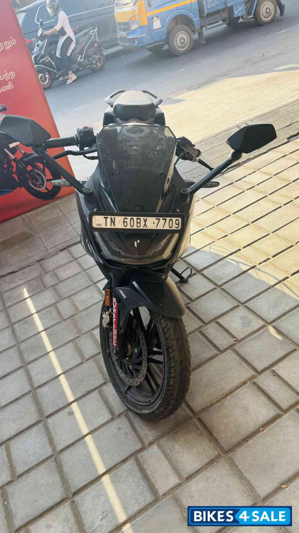 Hero Karizma XMR