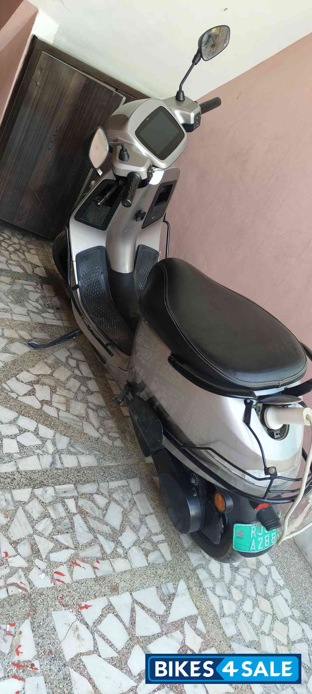 Ola S1 Pro Ola S1 Pro