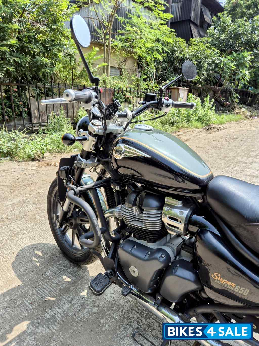 Astral Green Royal Enfield Super Meteor 650 Astral Green Royal Enfield Super Meteor 650