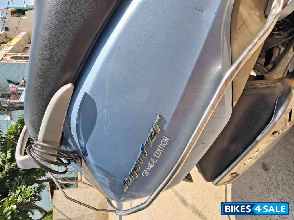 TVS Jupiter Grande TVS Jupiter Grande