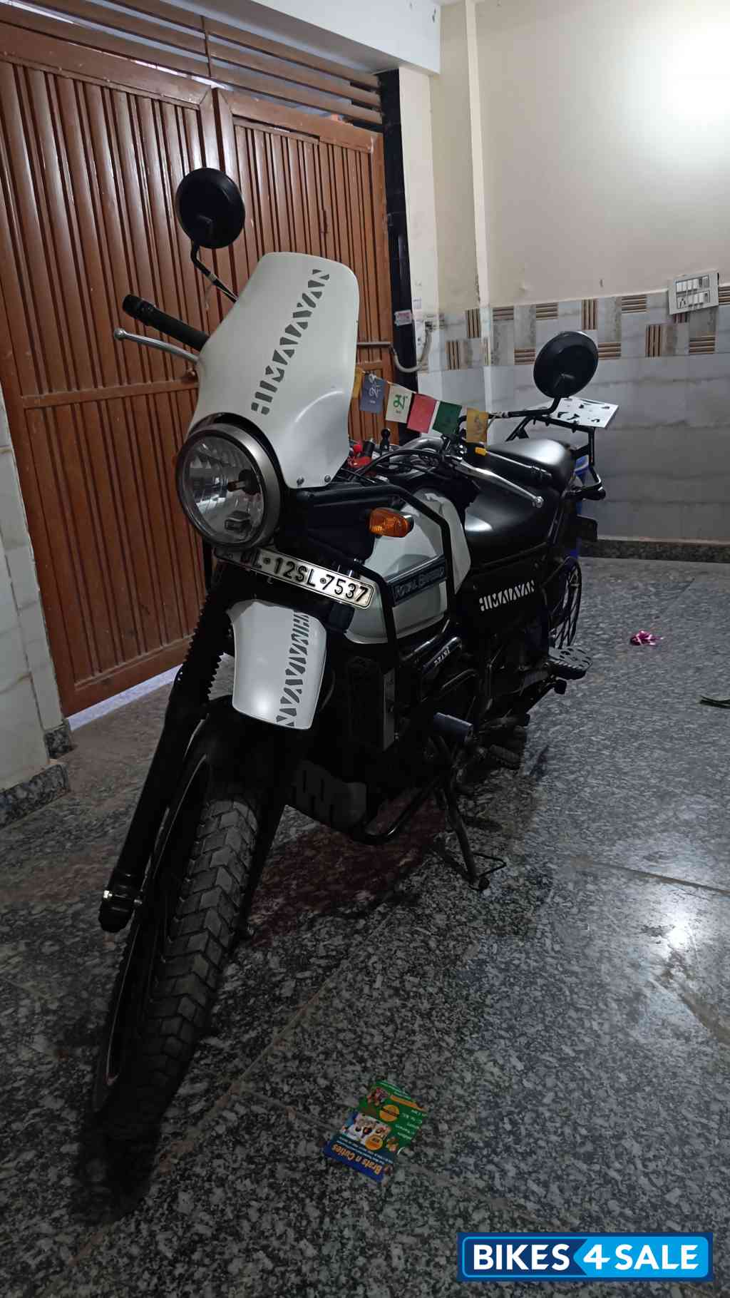 Snow White Royal Enfield Himalayan