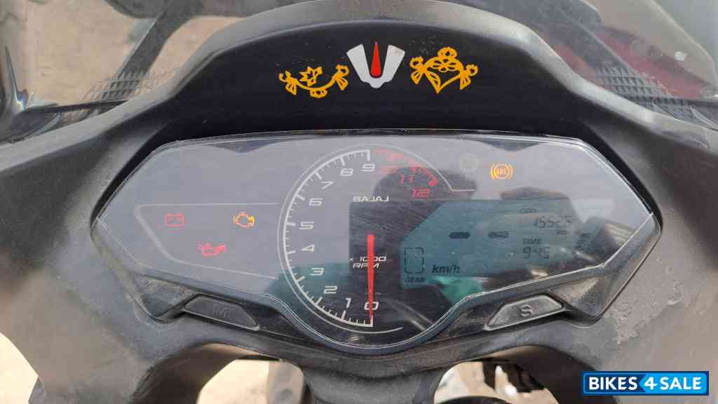Glossytechno Black Bajaj Pulsar F250 Dual Channel ABS