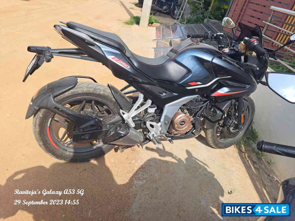 Glossytechno Black Bajaj Pulsar F250 Dual Channel ABS