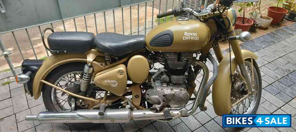Royal Enfield Classic Desert Storm