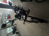 Black Bajaj Avenger Street 220