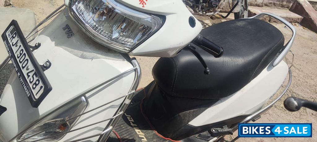 TVS Jupiter BS6 TVS Jupiter BS6