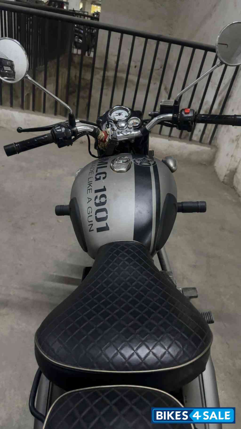 Royal Enfield Classic Gunmetal Grey
