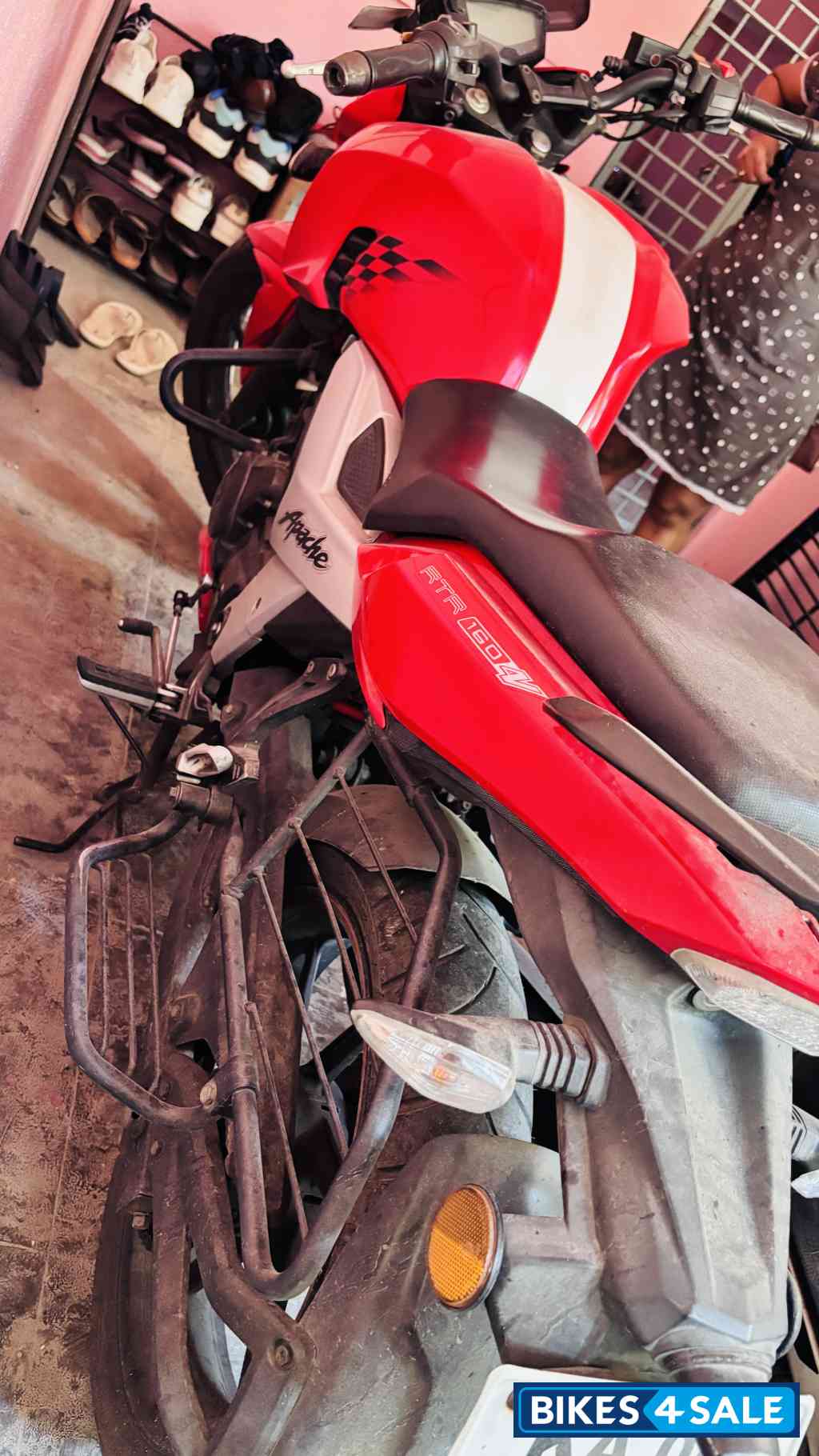 TVS Apache RTR 160 4V TVS Apache RTR 160 4V