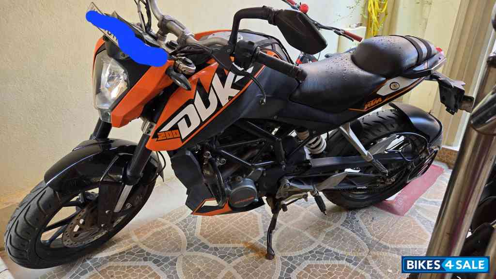 KTM Duke 200