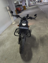 Jawa 42 Bobber Black Mirror