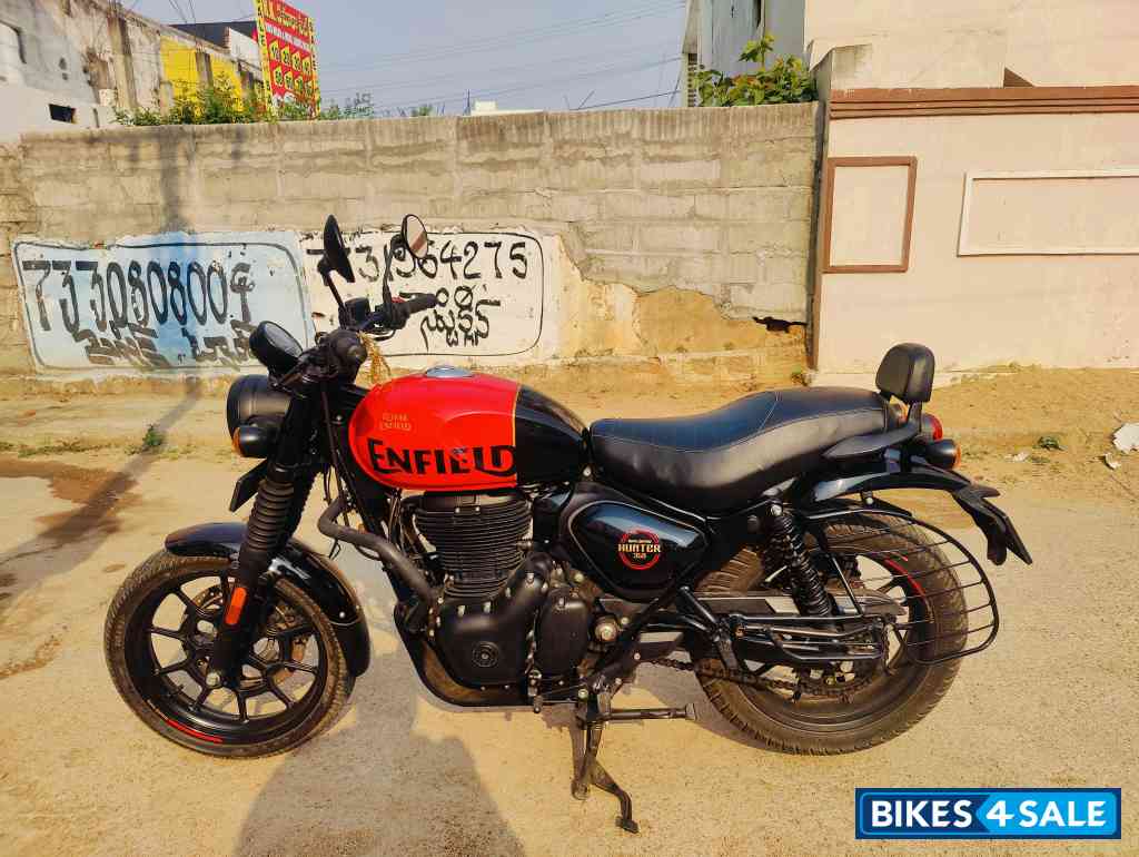 Rebel Red Royal Enfield Hunter 350 Metro